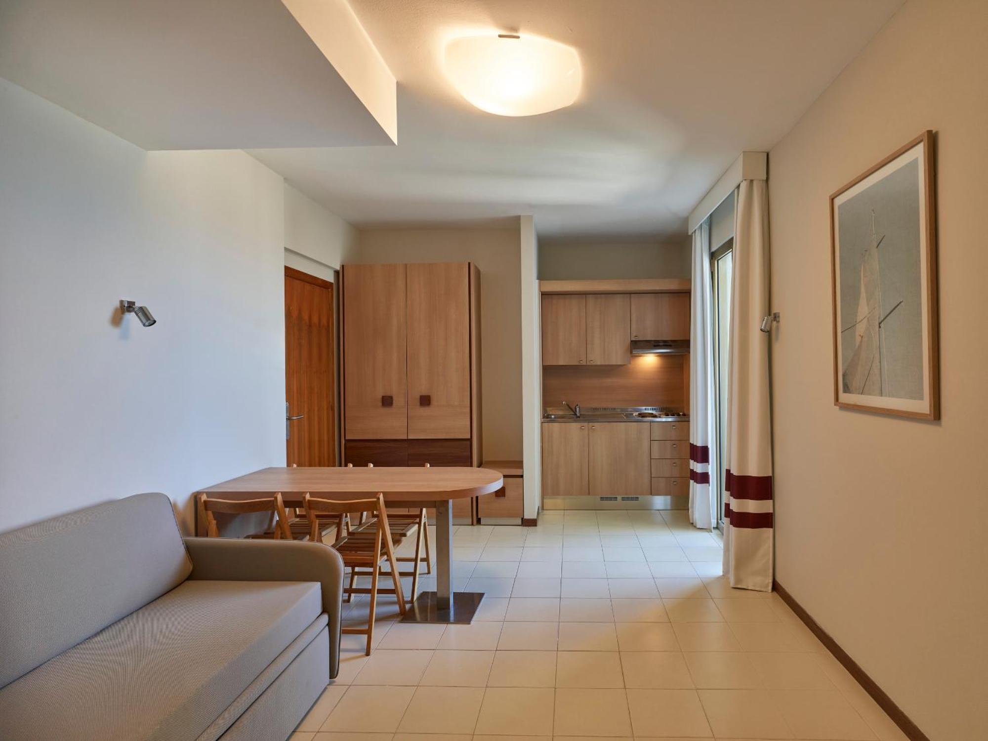 Serena Majestic Residence Montesilvano Room photo