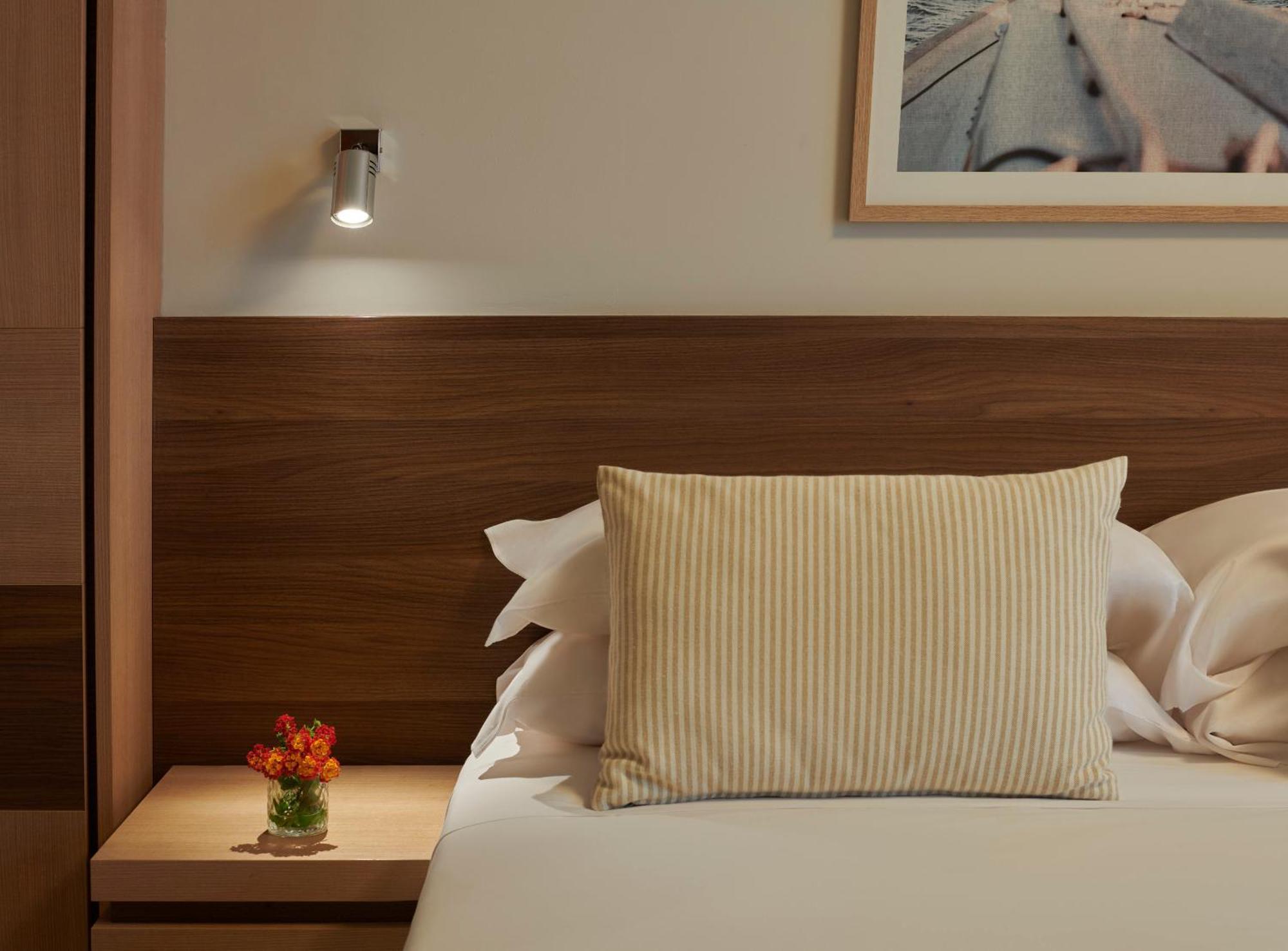 Serena Majestic Residence Montesilvano Room photo